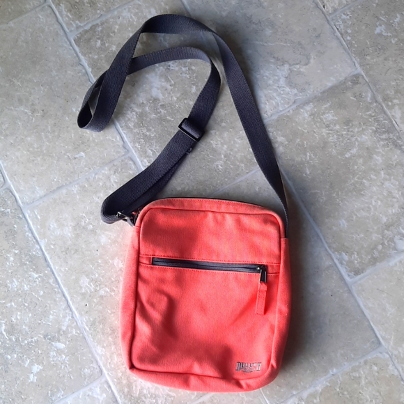 Duluth Trading Co Handbags - Duluth Trading Company canvas shoulder bag